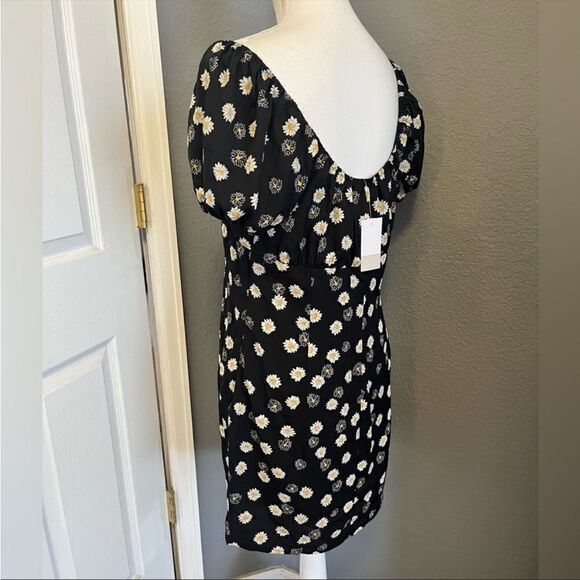 BP Ditsy Floral Tie Front Minidress - Picture 10 of 16